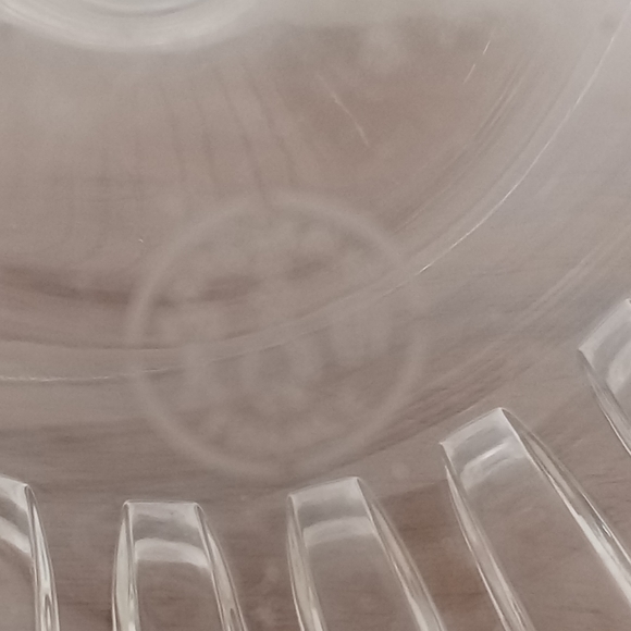 Baccarat Crystal decanter - Picture 2 of 2